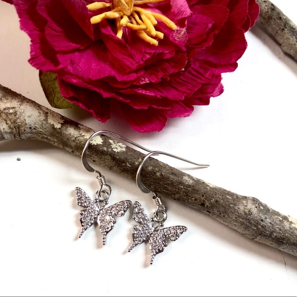 Butterfly Earrings, Dragonfly, Flower, Minimalist - Picture 3 of 10